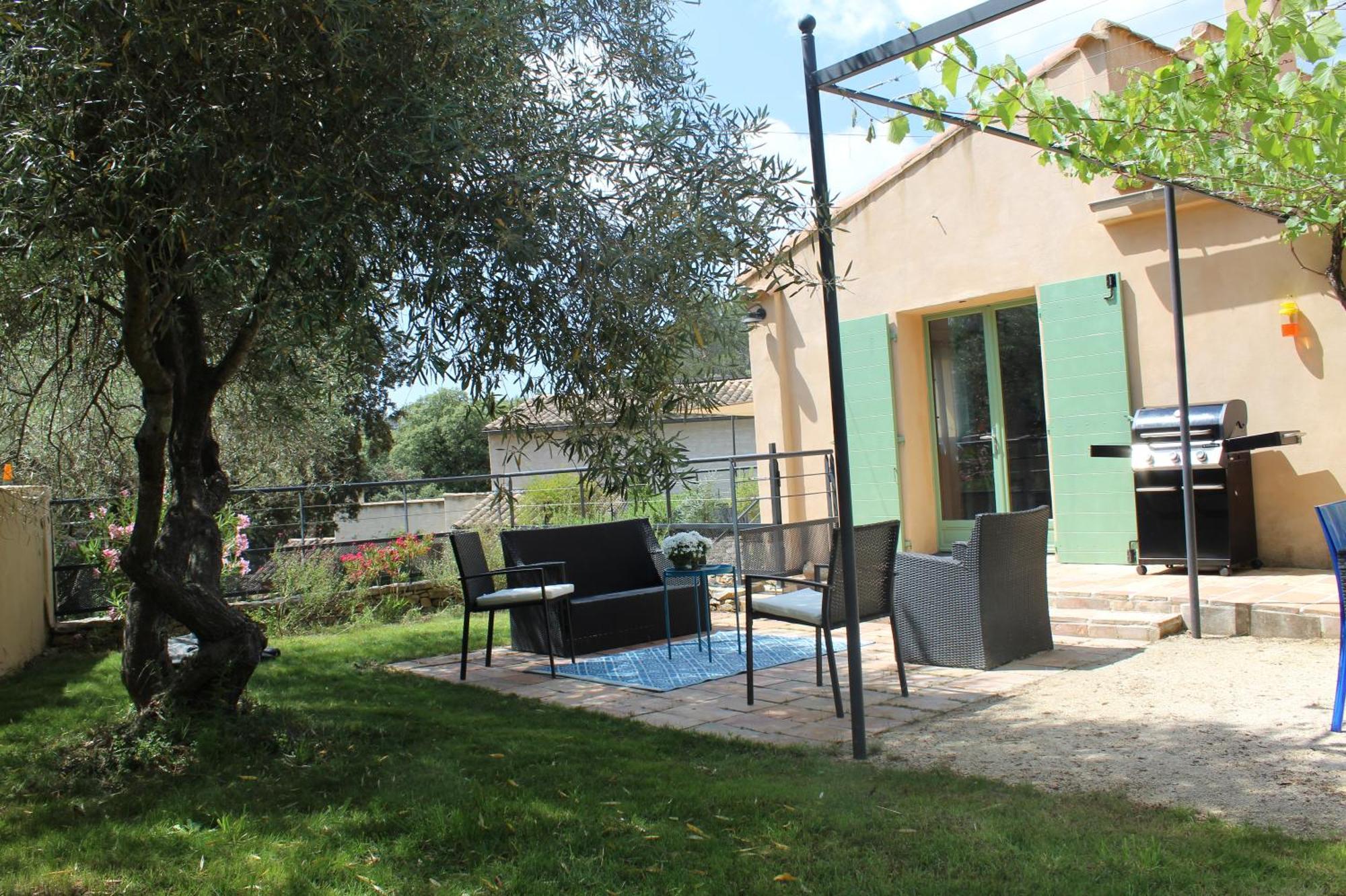 Villa Pierre Blanche Le Calme A 5Mn Du Centre Ville Nîmes Exterior photo